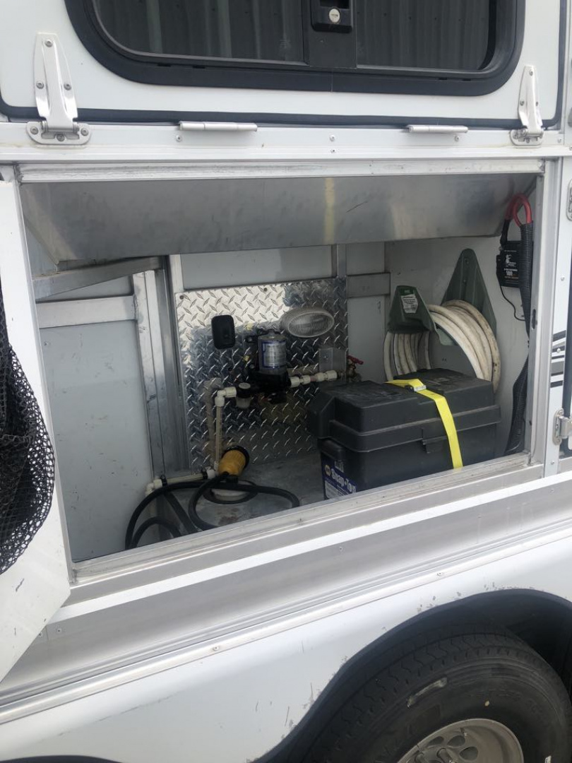 Used 2008 Sundowner 4H 18'SW LQ