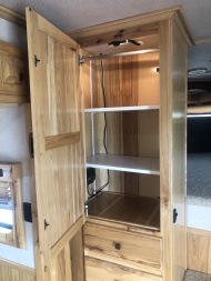 Used 2008 Sundowner 4H 18'SW LQ