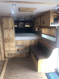 Used 2008 Sundowner 4H 18'SW LQ