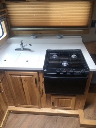 Used 2008 Sundowner 4H 18'SW LQ