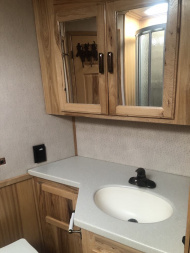 Used 2008 Sundowner 4H 18'SW LQ