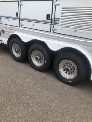 Used 2008 Sundowner 4H 18'SW LQ