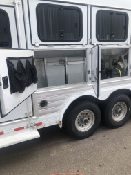 Used 2008 Sundowner 4H 18'SW LQ