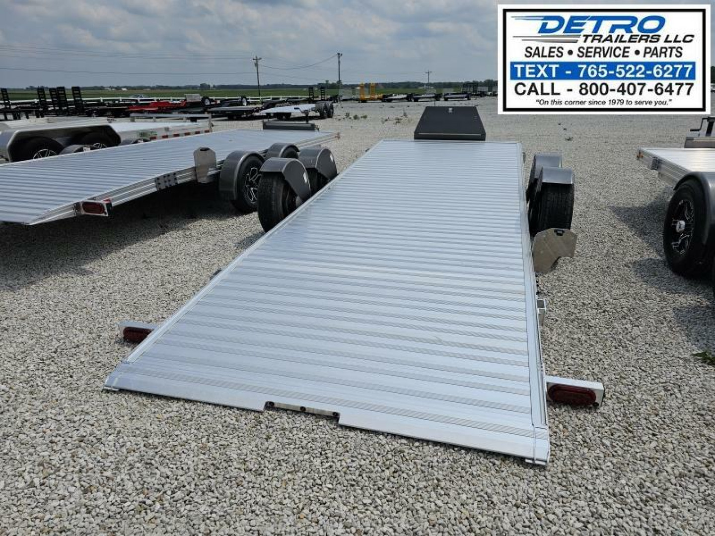 New 2025 Timpte 1020R3TSEZ 82" x 20' 10K Tilt Deck Equipment Trailer