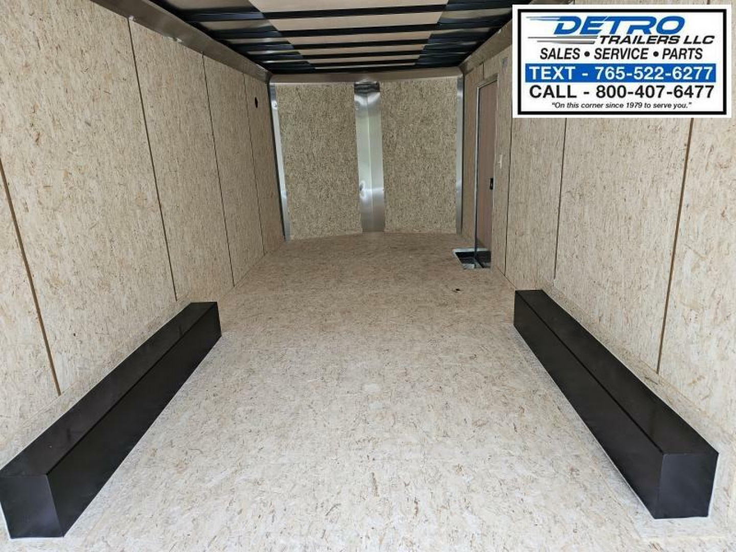 New 2024 Cargo Express EX DLX 8.5' x 24' 10K V-nose Enclosed Car Hauler Trailer -- KE10224STSV-100