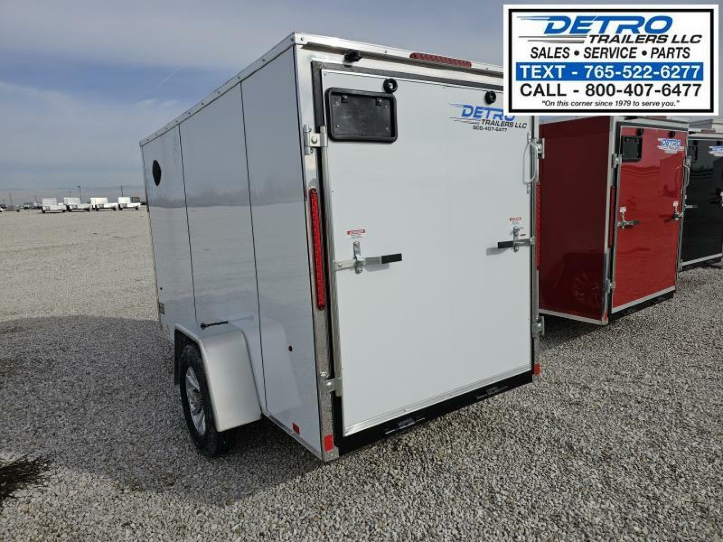New 2025 Cargo Express EX DLX 5' x 10' 3K Idler Ramp Door V-nose Enclosed Cargo Trailer