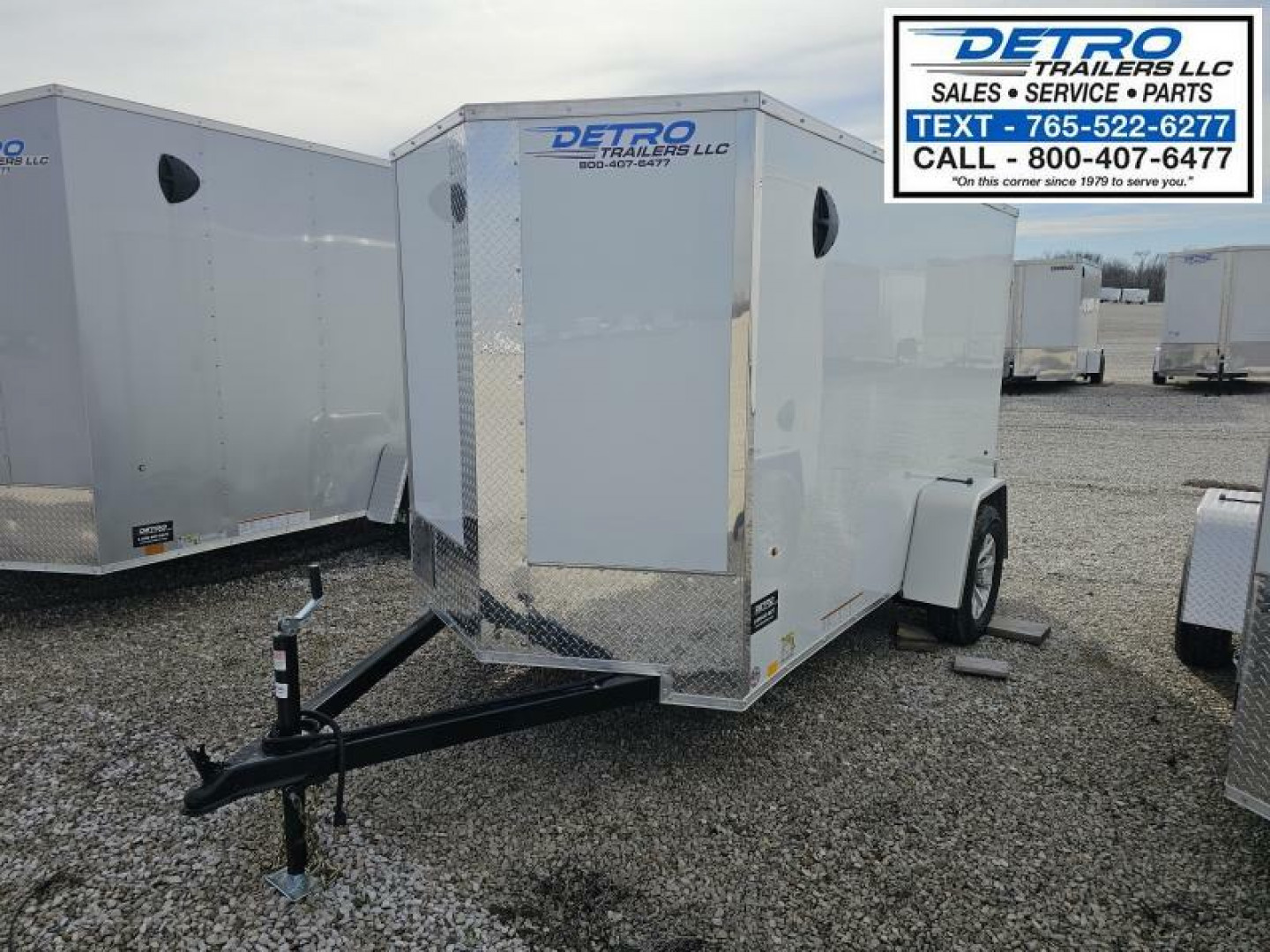 New 2025 Cargo Express EX DLX 5' x 10' 3K Idler Ramp Door V-nose Enclosed Cargo Trailer