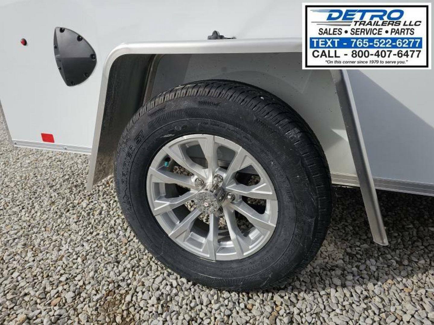 New 2025 Cargo Express EX DLX 5' x 10' 3K Idler Ramp Door V-nose Enclosed Cargo Trailer