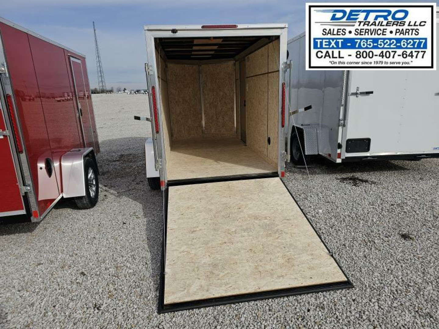 New 2025 Cargo Express EX DLX 5' x 10' 3K Idler Ramp Door V-nose Enclosed Cargo Trailer