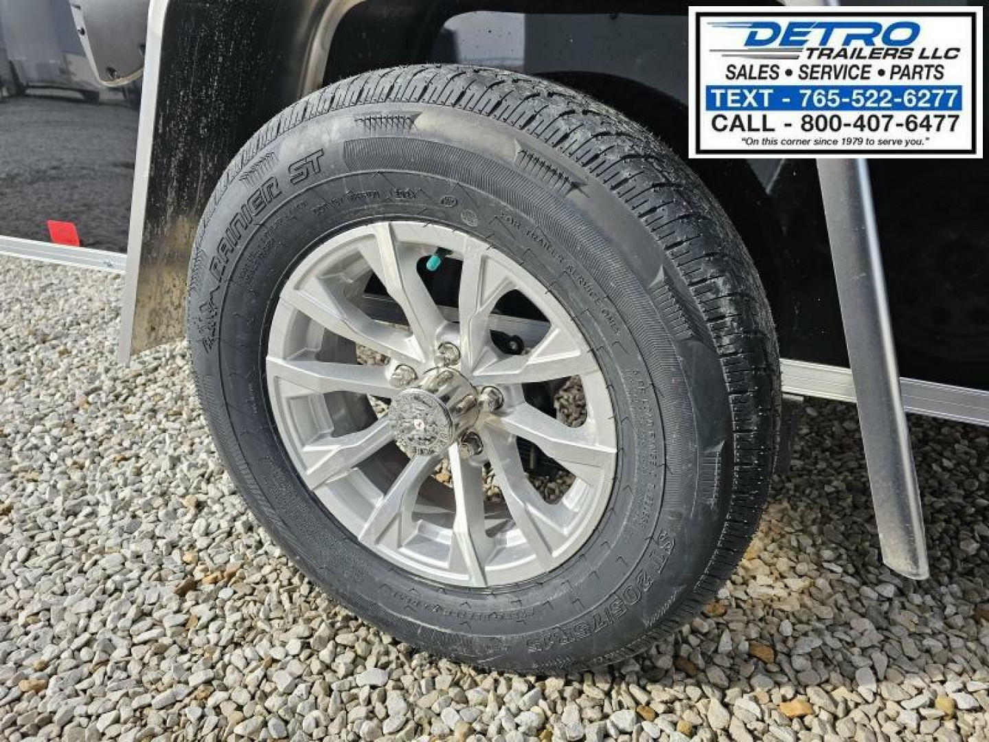 New 2025 Cargo Express EX DLX 5' x 10' 3K Idler Ramp Door V-nose Enclosed Cargo Trailer