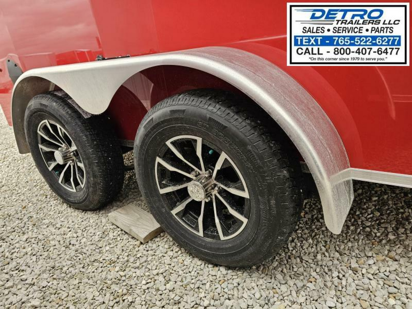 New 2025 BRIGHT RED Cargo Express XL SE 7' x 14' 7K Ramp Door Sloped V-nose Enclosed Cargo Trailer