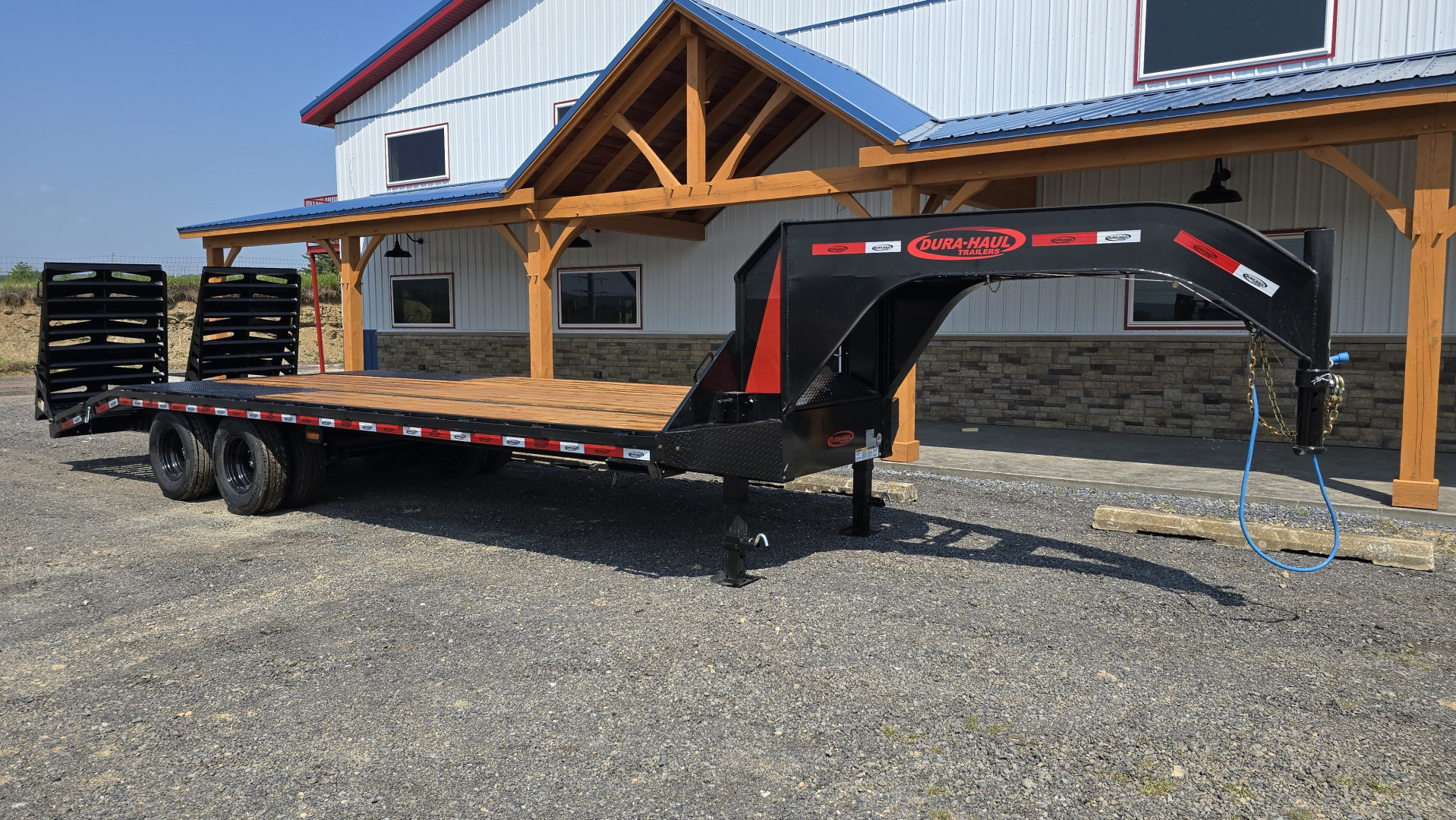 New 2025 Dura-Haul Gooseneck Deckover Trailer / 25' / 28,800 GVWR