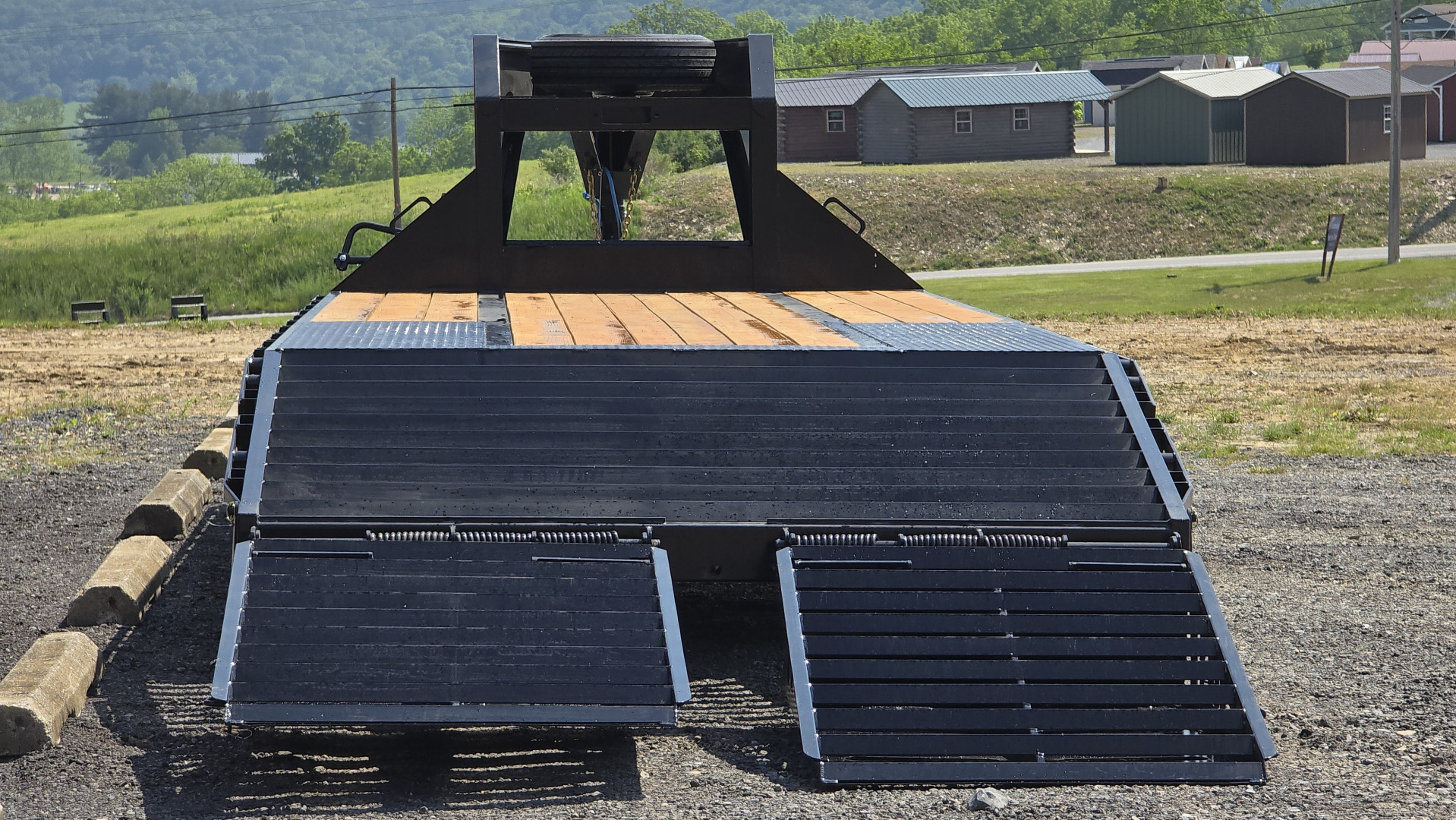 New 2025 Dura-Haul Gooseneck Deckover Trailer / 25' / 28,800 GVWR