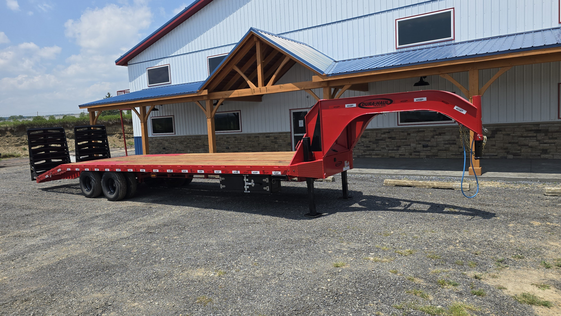 New 2025 Dura-Haul Gooseneck Deckover Trailer / 30' / 28,800 GVWR