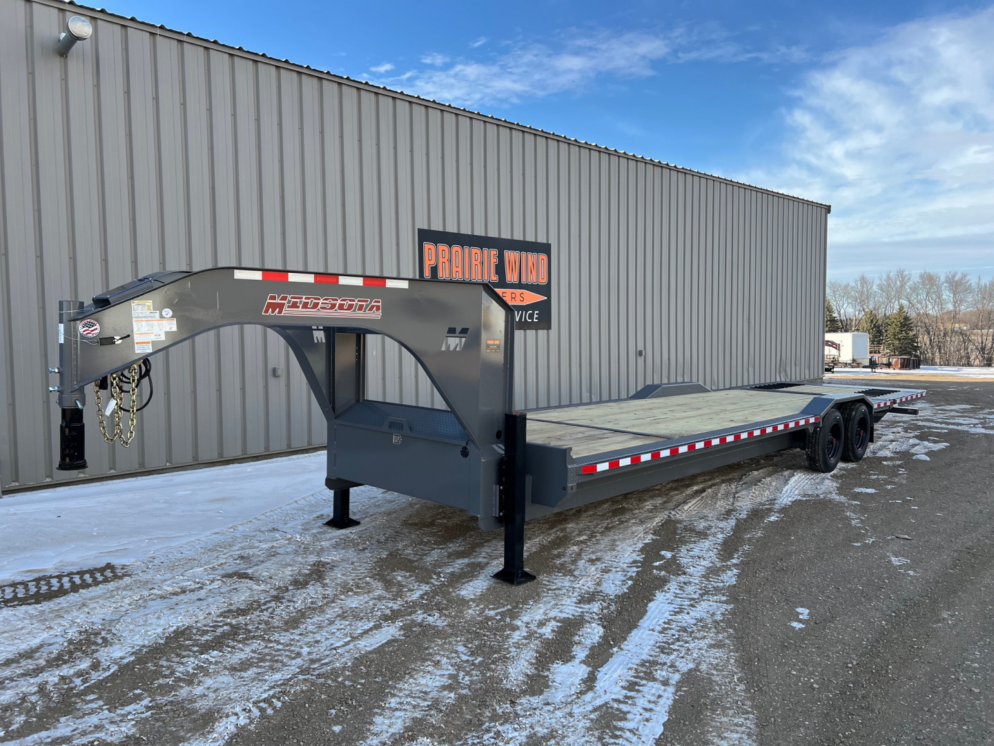 New 2026 Midsota 32' Gooseneck Hydraulic Tail Equipment Trailer