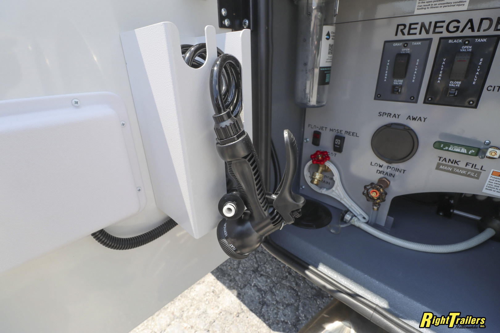 New 2026 Renegade RV Classic 45CME Motorhome with 1.5 Bathrooms