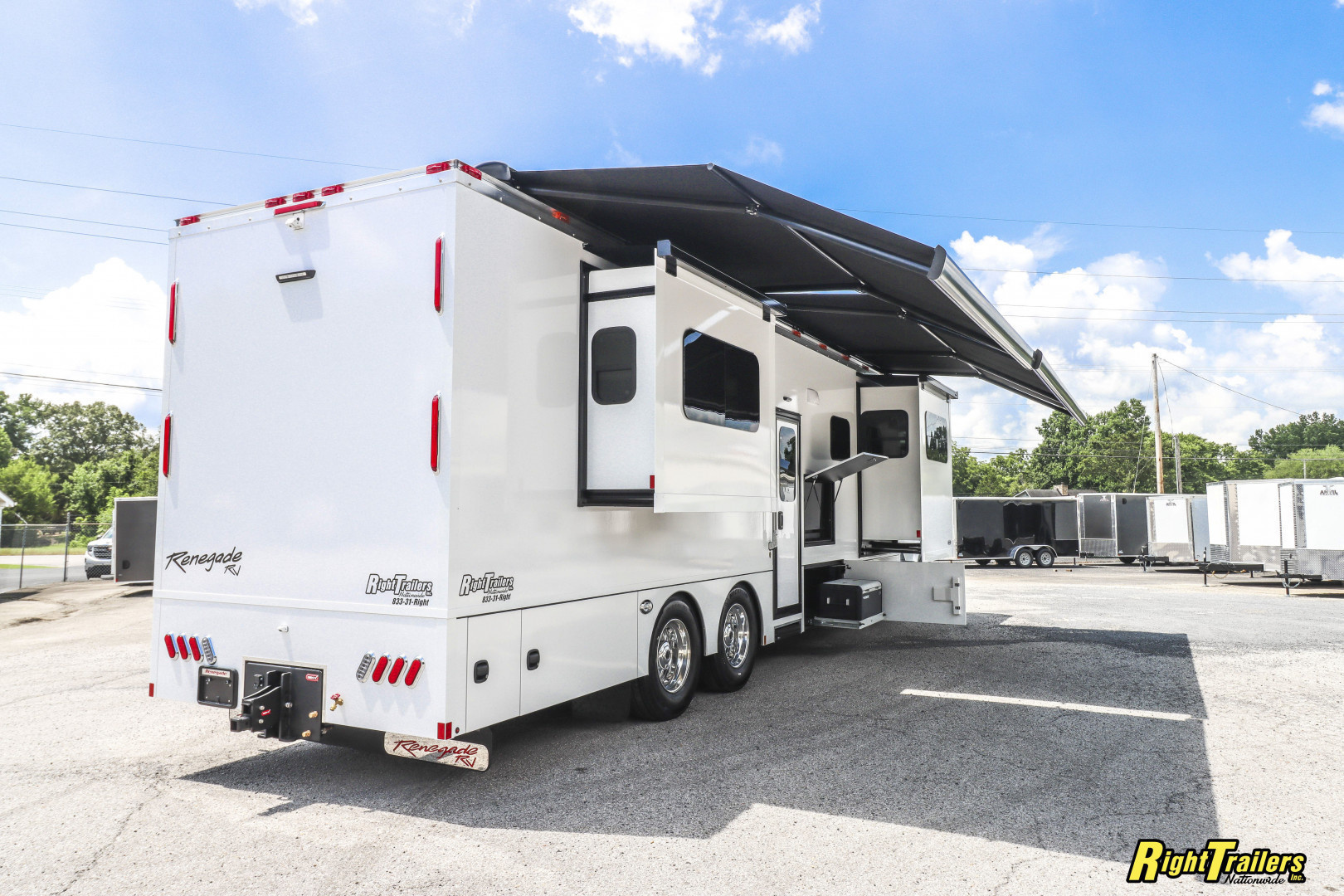 New 2026 Renegade RV Classic 45CME Motorhome with 1.5 Bathrooms
