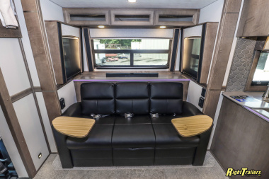 New 2026 Renegade RV Classic 45CME Motorhome with 1.5 Bathrooms