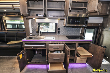 New 2026 Renegade RV Classic 45CME Motorhome with 1.5 Bathrooms