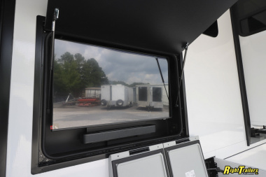 New 2026 Renegade RV Classic 45CME Motorhome with 1.5 Bathrooms