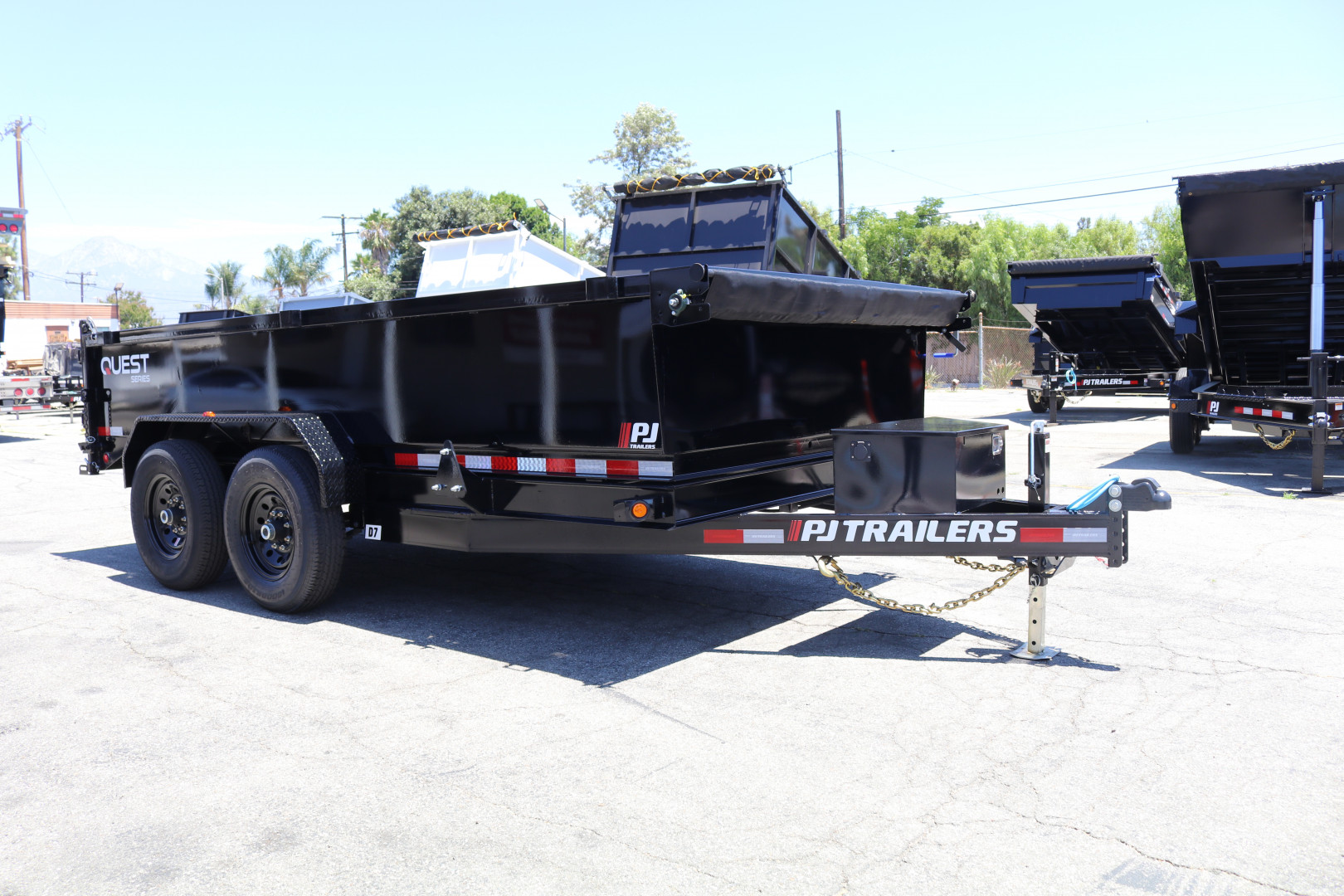 New 2026 PJ Trailers D7142 Dump Trailer