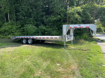 New 2025 EBY Trailers GN16 Deckover Trailer