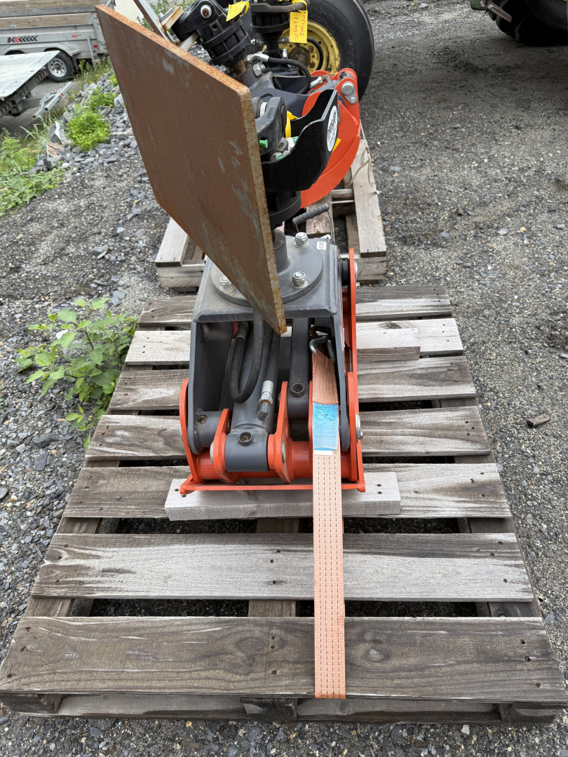 New 2025 Farma 50" LOG GRAPPLE