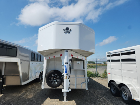 Used 2023 Titan Trailer ROYAL II 3H Stock / Stock Combo Trailer