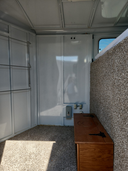 Used 2023 Titan Trailer ROYAL II 3H Stock / Stock Combo Trailer