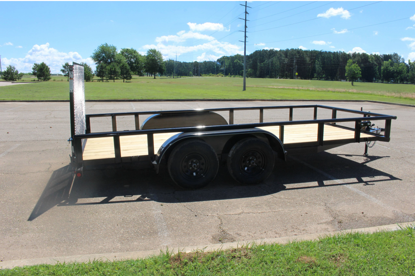 New 2025 Top Hat 83X16 MEDIUM PIPE TOP REAR GATE