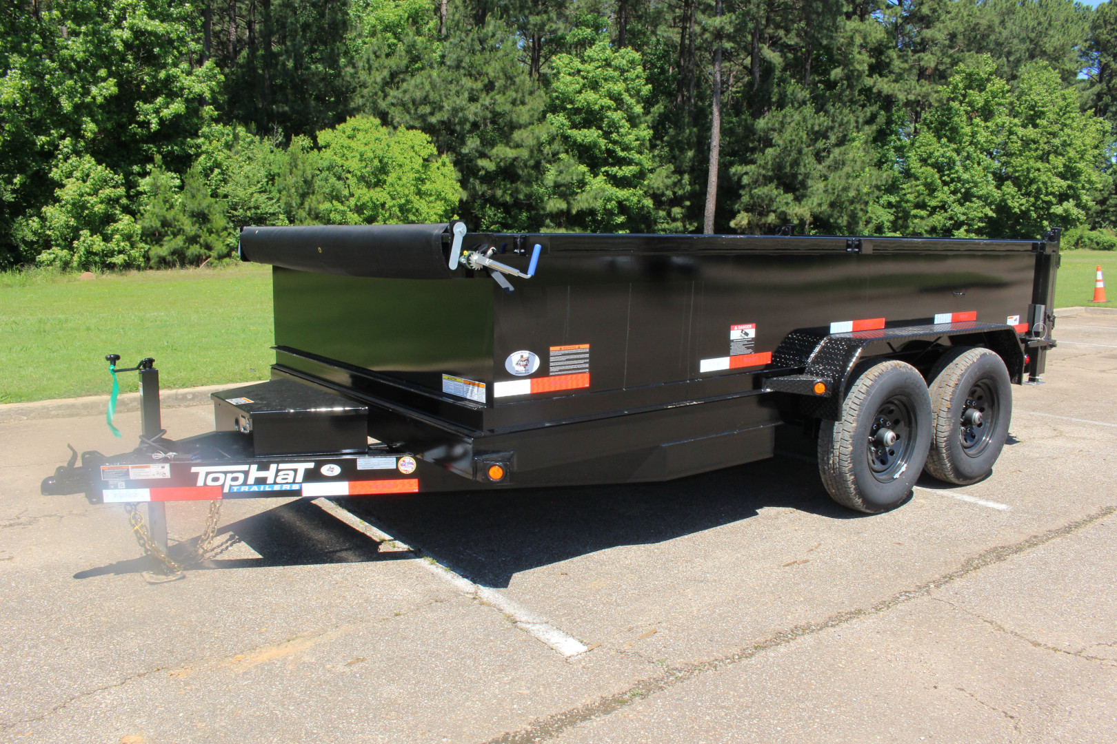 New 2025 Top Hat 14X83 ECONO DUMP 140 Dump Trailer