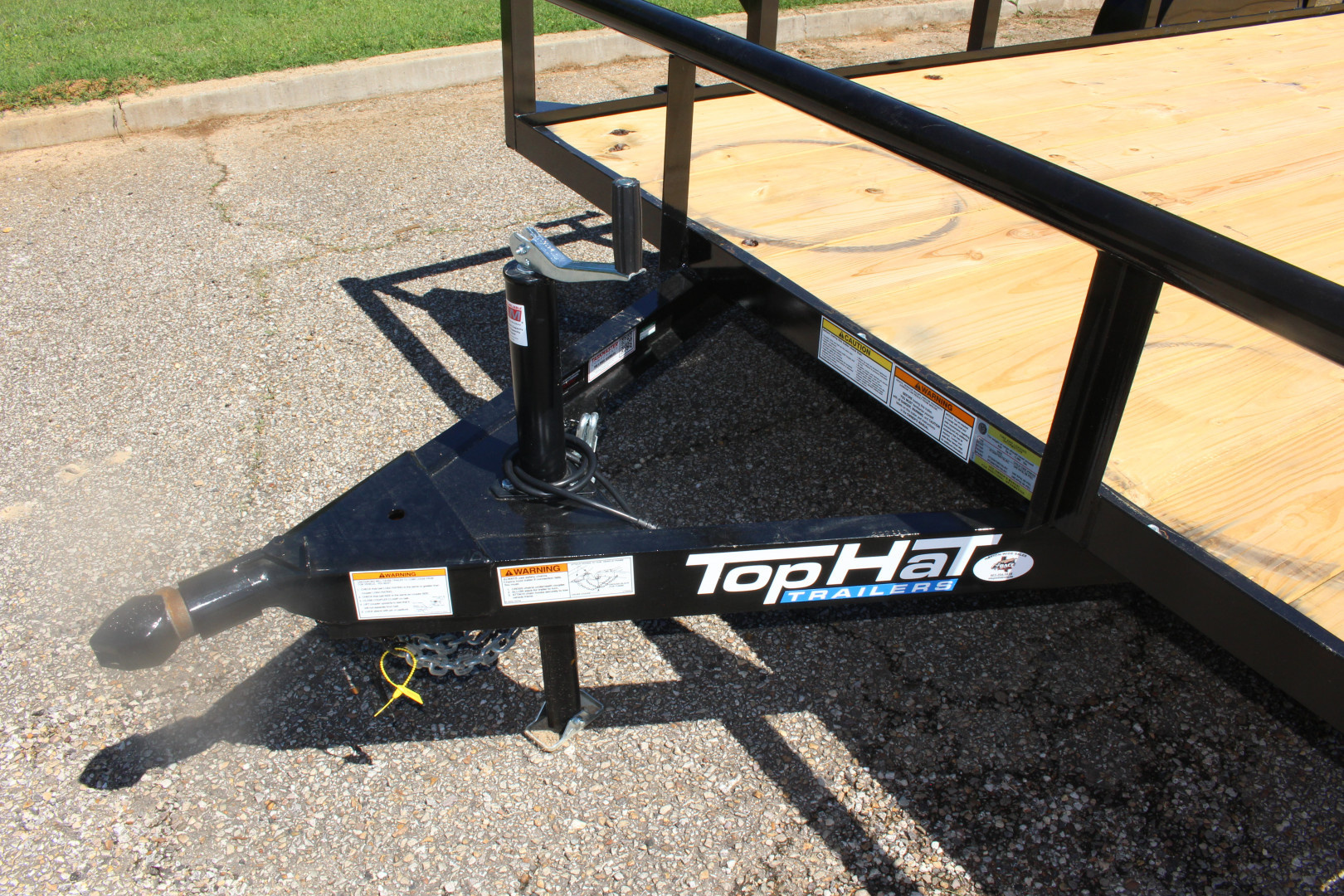 New 2025 Top Hat 77X12 DERBY SR PIPE REAR GATE