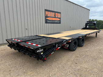 New 2026 PJ Trailers 32 Low Profile LD Tandem Dual Gooseneck Trailer