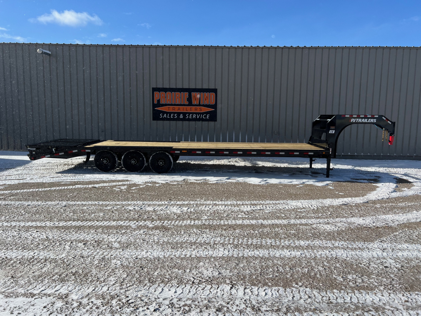 New 2026 PJ Trailers 32 Triple Axle Low Profile LS Gooseneck Trailer