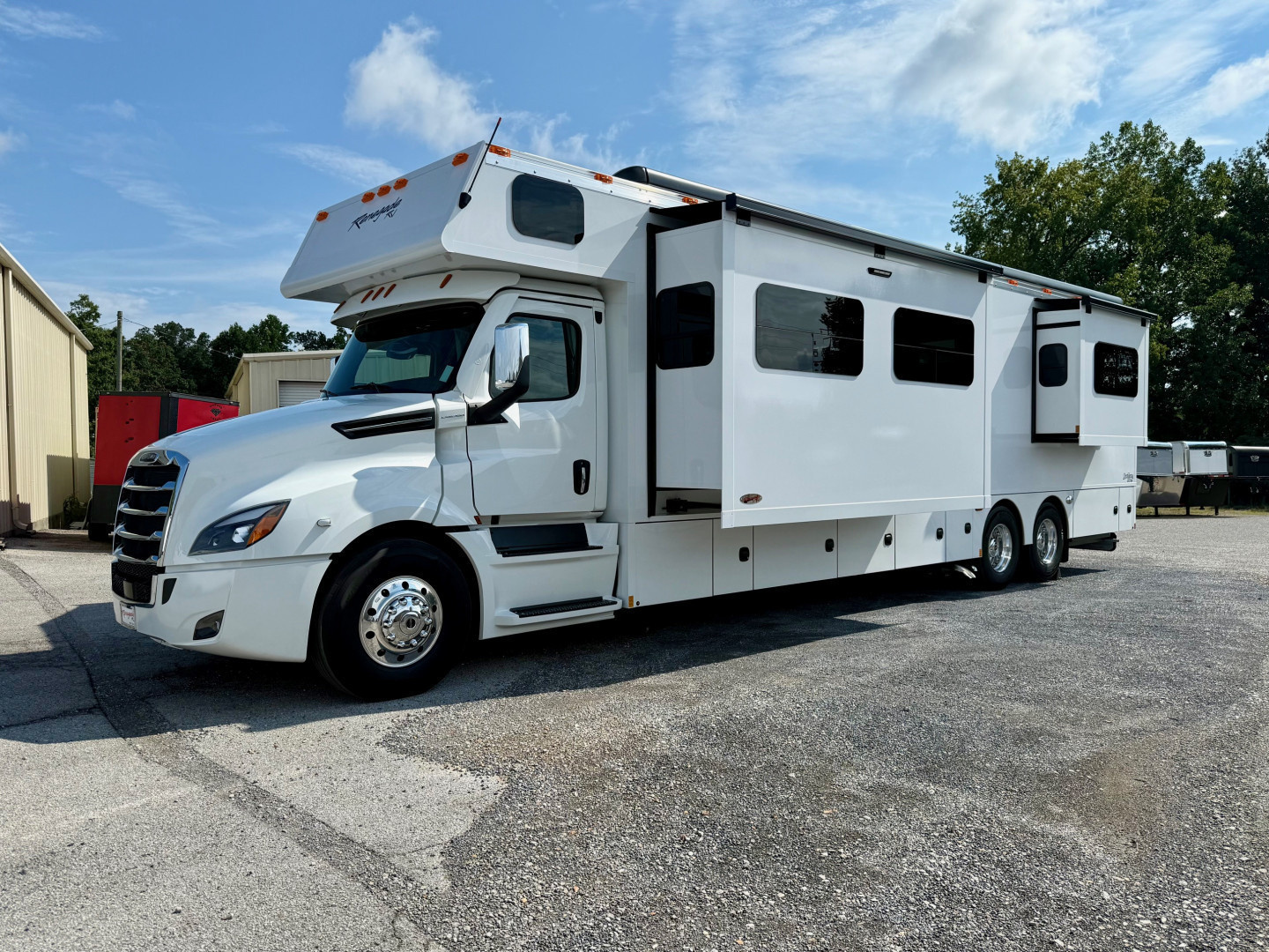 New 2026 Renegade RV Classic 45CBF with 2 Baths