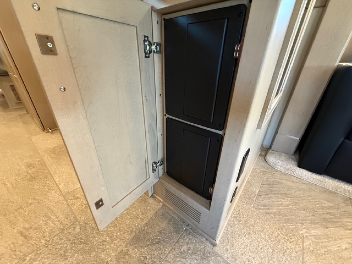 New 2026 Renegade RV Classic 45CBF with 2 Baths