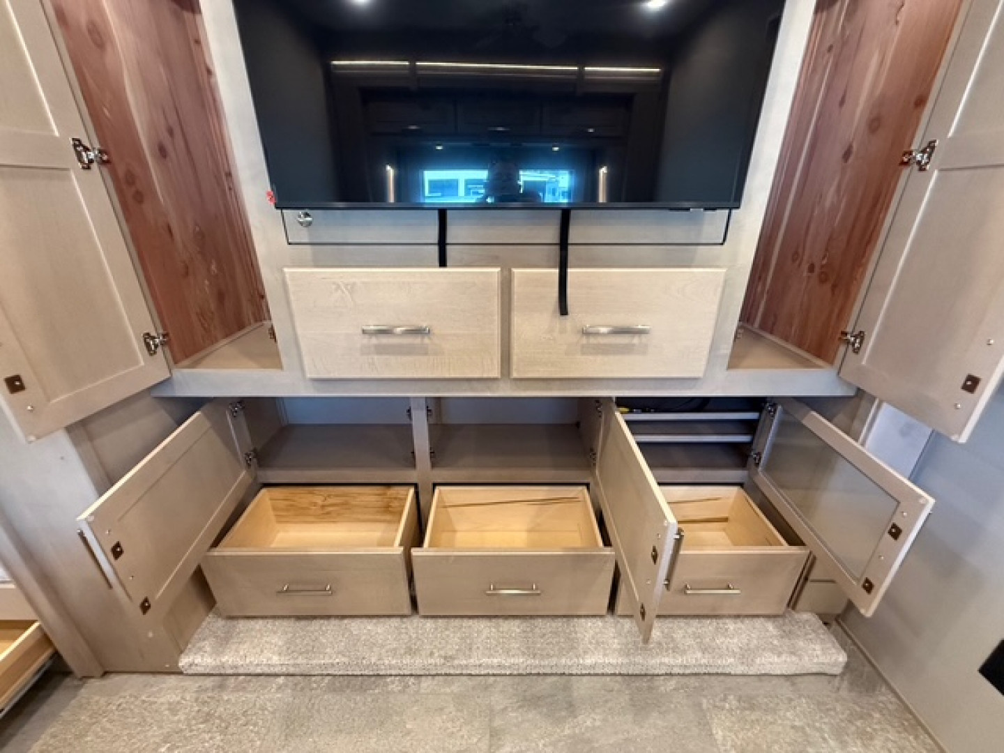 New 2026 Renegade RV Classic 45CBF with 2 Baths