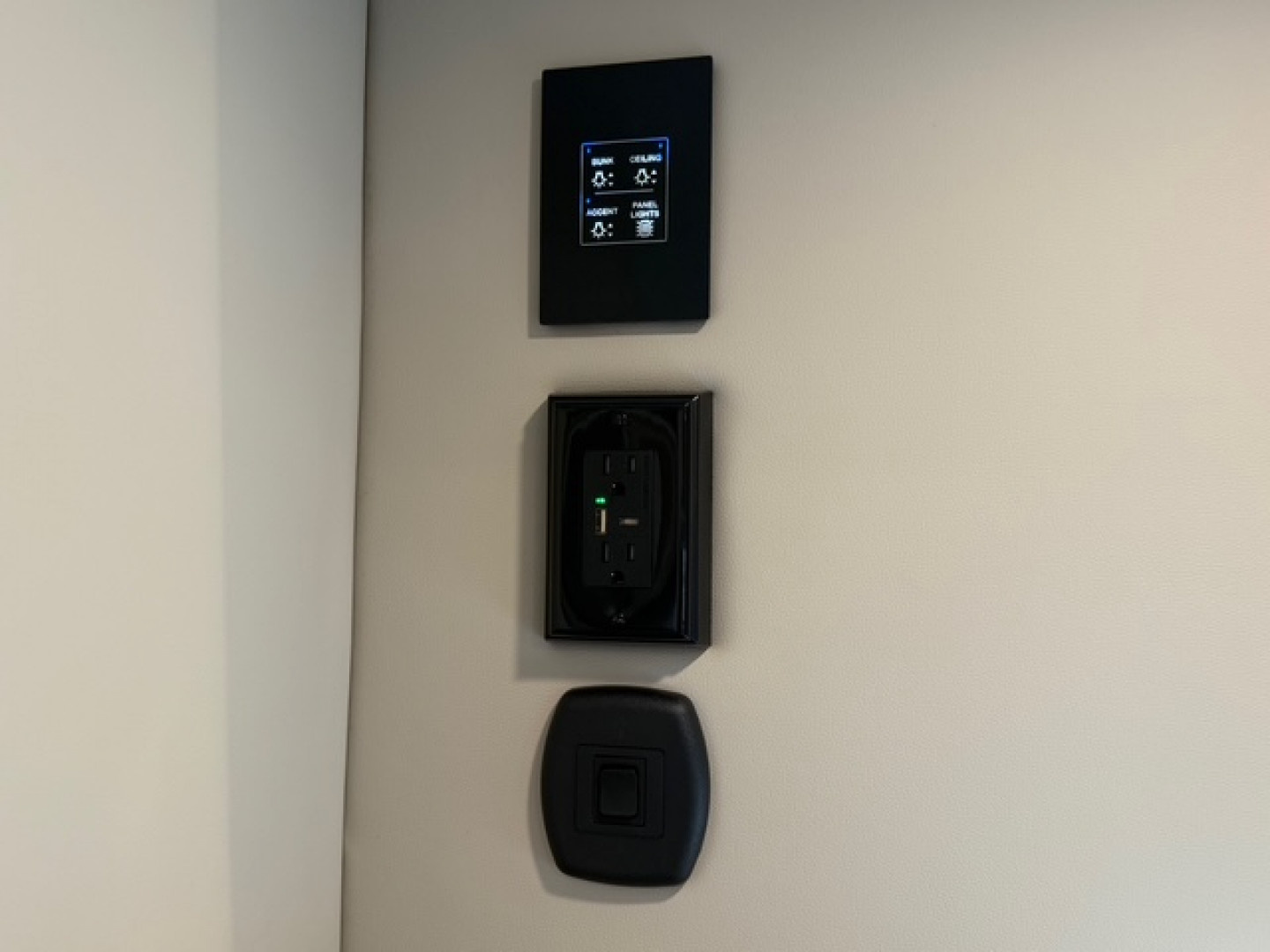 New 2026 Renegade RV Classic 45CBF with 2 Baths