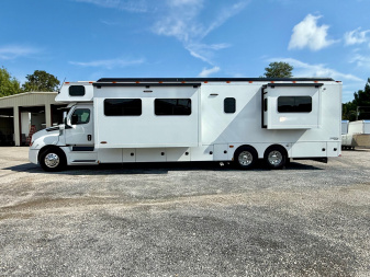 New 2026 Renegade RV Classic 45CBF with 2 Baths