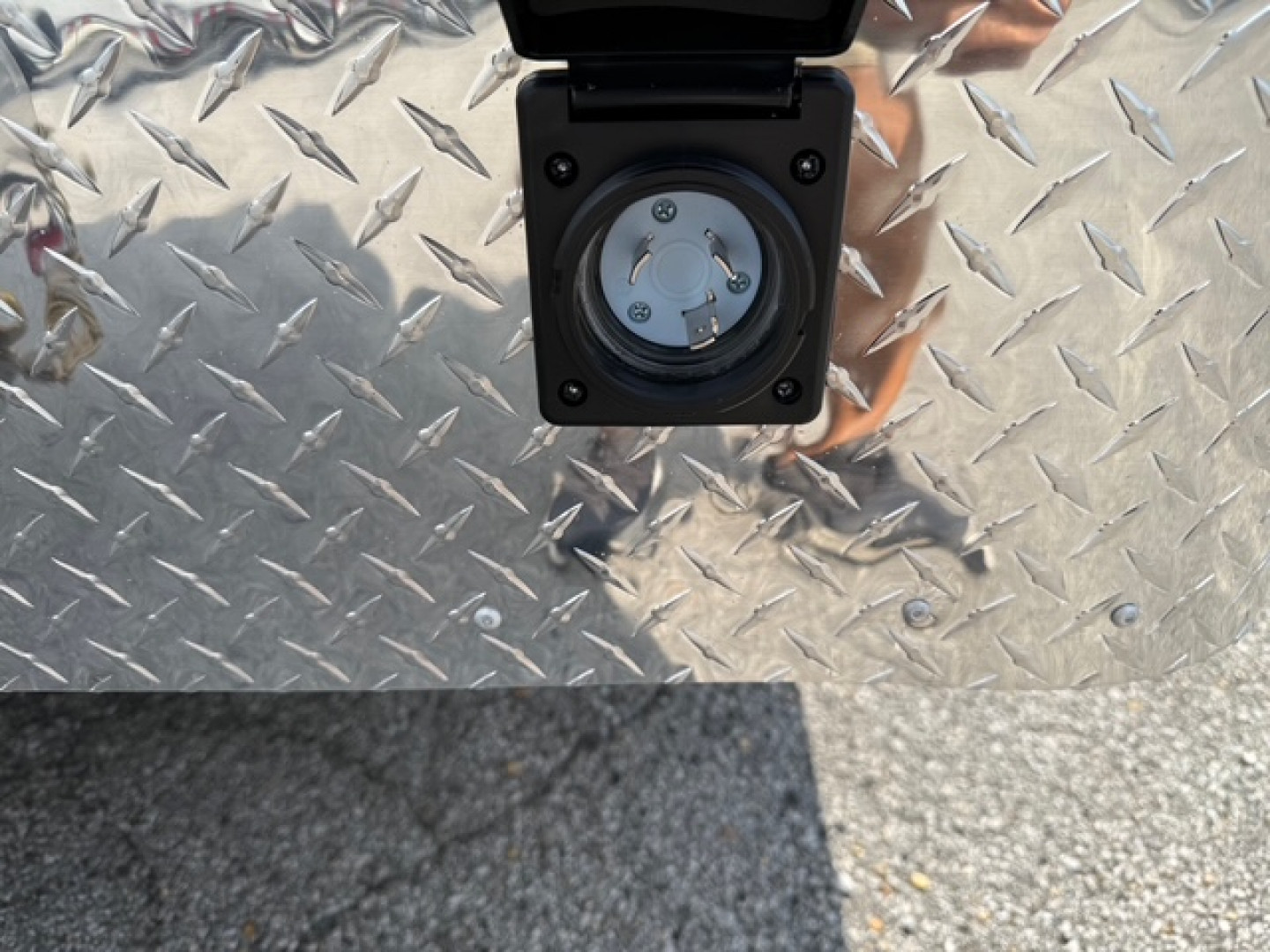 New 2026 inTech Trailers 8.5 x 28 Stacker