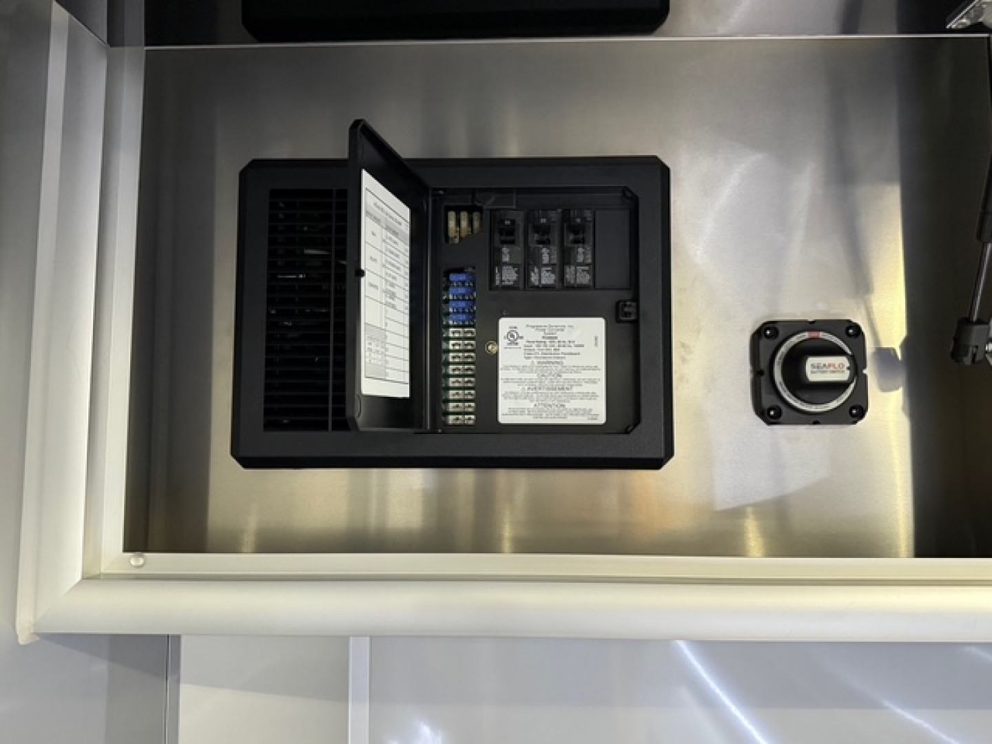 New 2026 inTech Trailers 8.5 x 28 Stacker