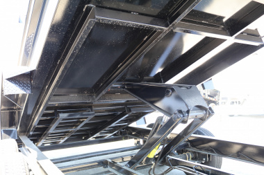 New 2026 PJ Trailers DL142 Dump Trailer