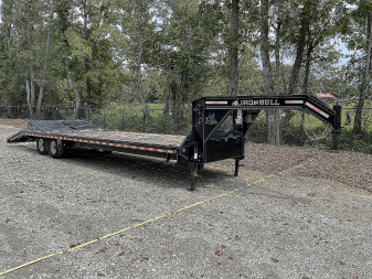 Used 2022 Iron Bull 8.5x32' Gooseneck Deckover Trailer - 14K GVWR