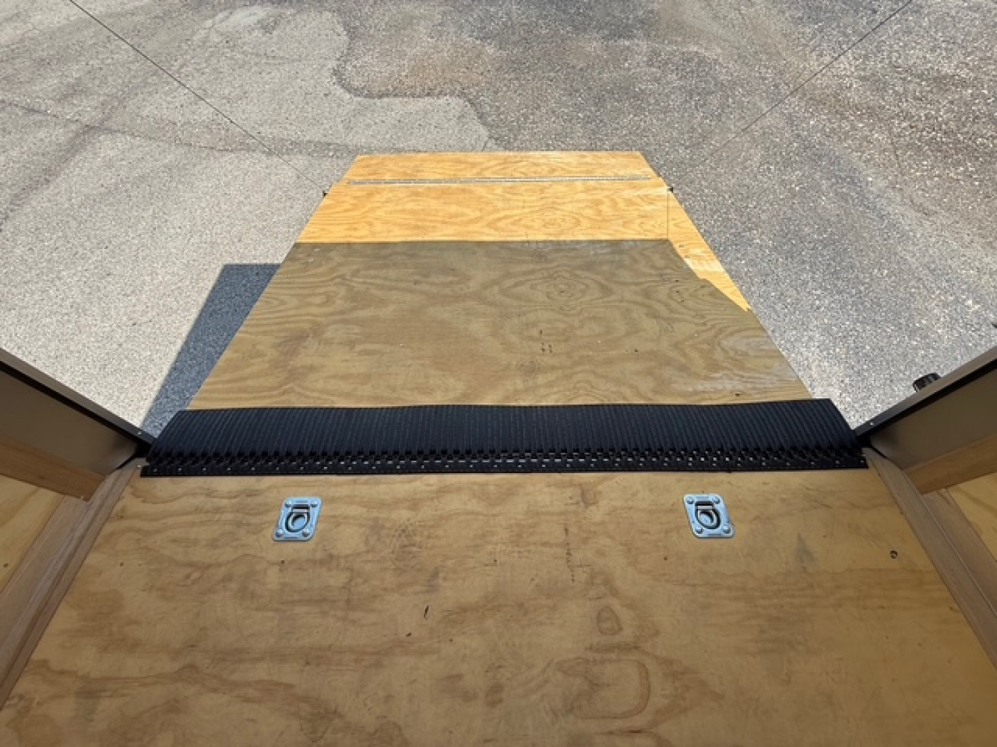 New 2025 Continental Cargo 8.5x24 Car Hauler