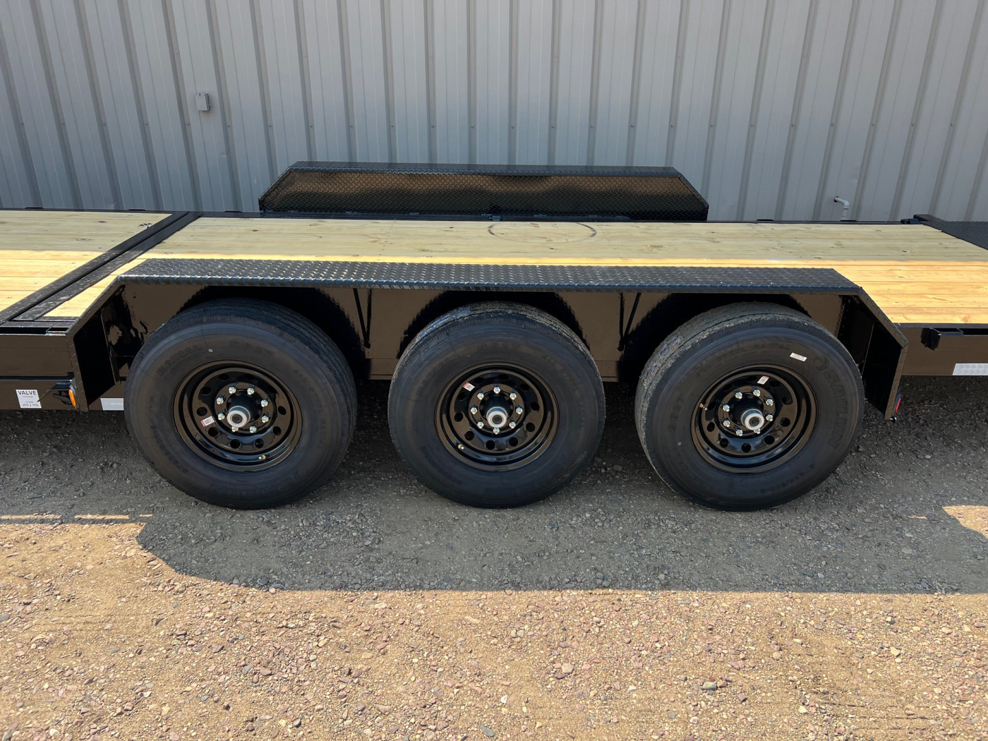 New 2026 PJ Trailers 26 Tilt Gooseneck Triple Axle T7 Trailer