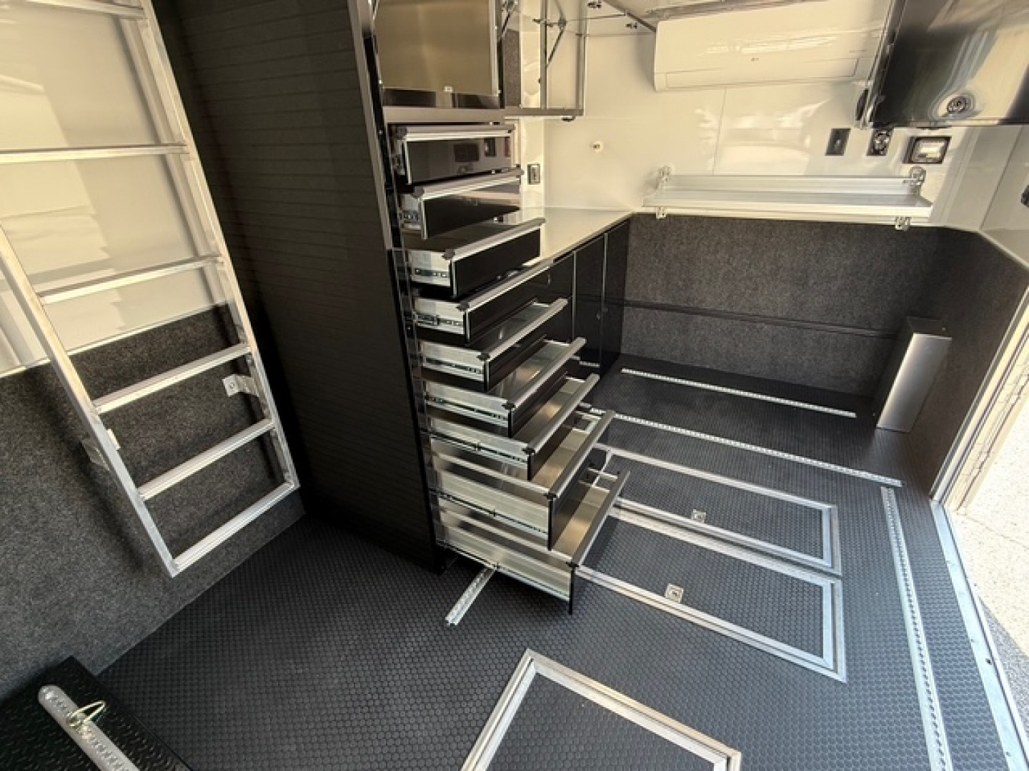 New 2026 ATC 8.5x36 ROM900 Stacker