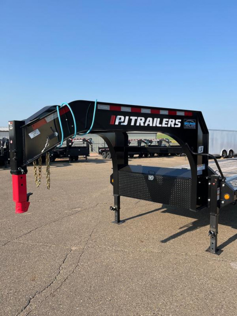 New 2024 PJ Trailers LX 28' Flatbed Trailer 8K Axles