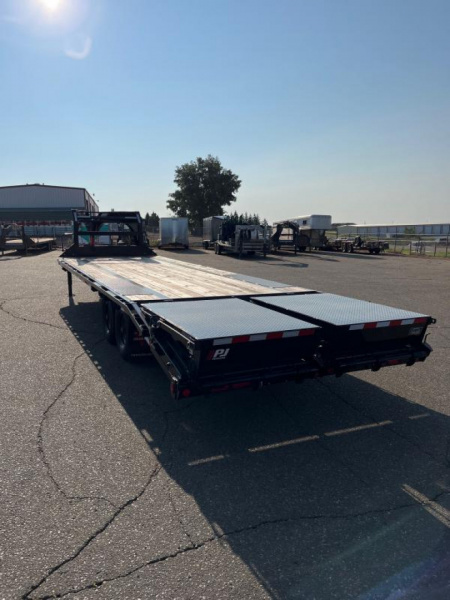 New 2024 PJ Trailers LX 28' Flatbed Trailer 8K Axles