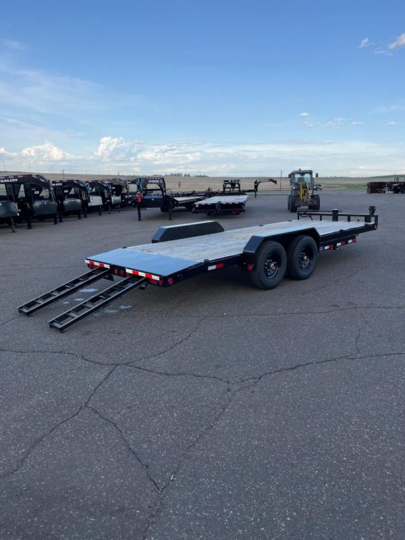 New 2025 PJ Trailers 83" x 18' CC Equipment Trailer