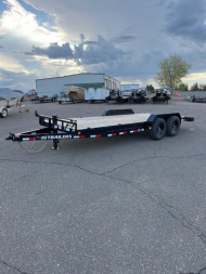 New 2025 PJ Trailers 83  x 18' CC Equipment Trailer